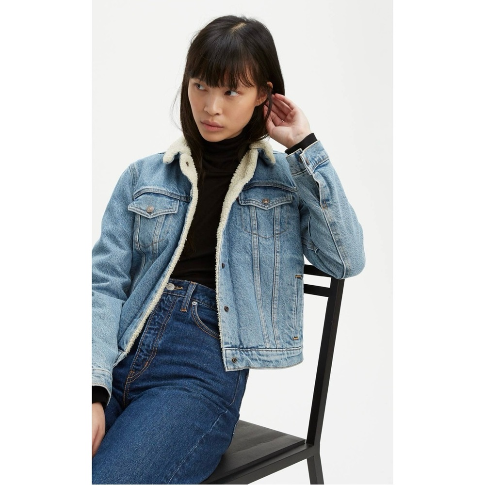 Levi’s Sherpa lined original trucker jacket